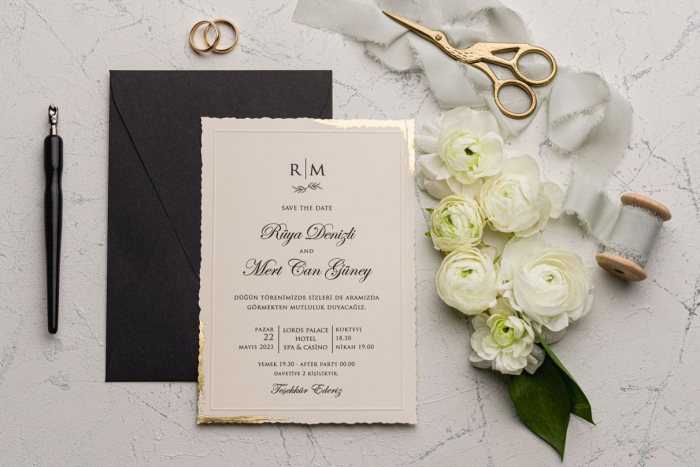 Invitatie de nunta eleganta crem / bej cu model auriu - cod 9192 [2]