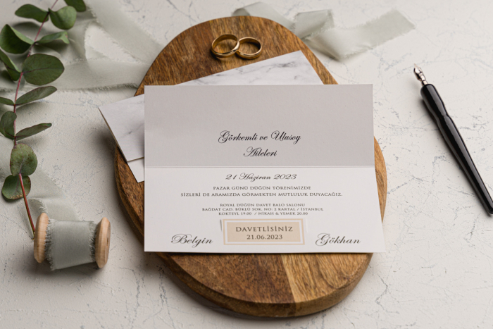 Invitatie de nunta eleganta alba cu model de marmura si auriu - cod 9244 [2]