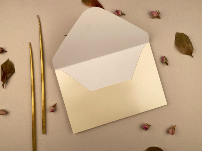 Plic Invitatii Nunta sau Botez - A 14x21 Crem Sidef [2]