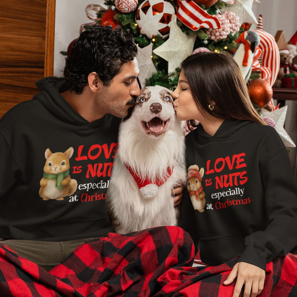 Set 2 Hanorace cuplu personalizate Craciun - Love is Nuts [2]