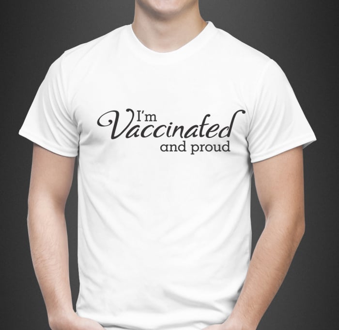 Tricou personalizat - I'm vaccinated and proud [1]
