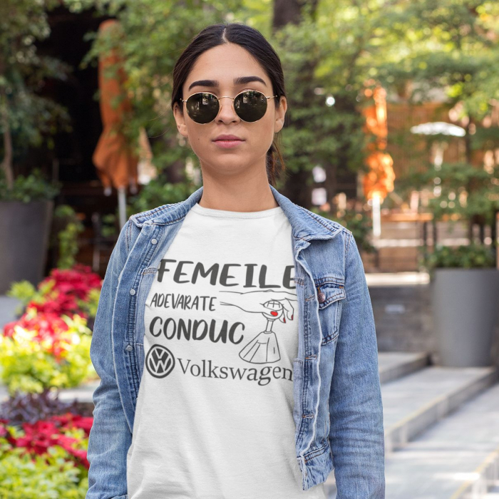 Tricou Personalizat Auto - Femeile Adevarate Conduc Volkswagen [3]