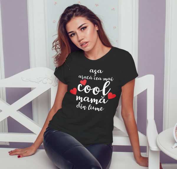 Tricou Personalizat - Asa Arata Cea Mai Cool Mama [2]