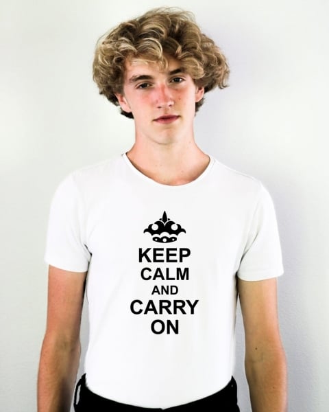 Tricou Personalizat - Keep calm and carry on [1]