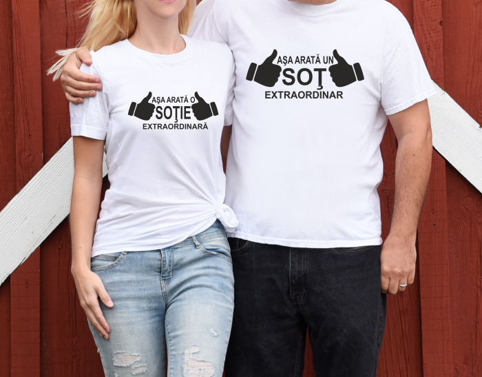 Set 2 Tricouri Cuplu Personalizate - Asa Arata Un Sot/Sotie Extraordinara   [2]