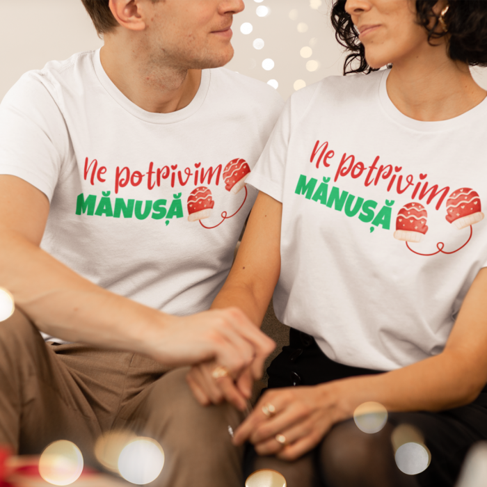Set 2 Tricouri Cuplu Personalizate Craciun - Ne potrivim manusa   [1]