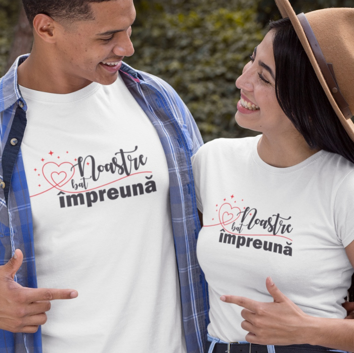 Set 2 Tricouri Cuplu Personalizate - Inimile noastre bat impreuna   [2]