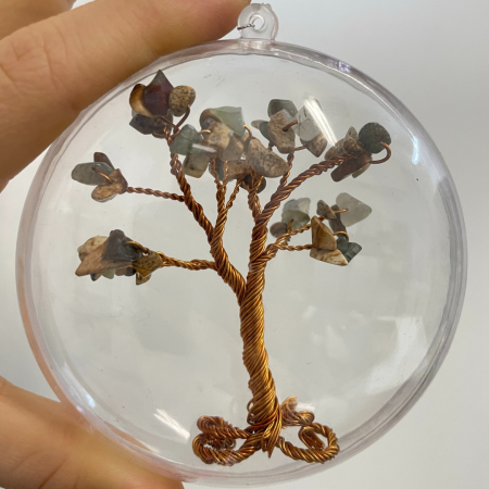 Articole Handmade - Glob pentru brad cu pietre semipretioase - Agat indian + fluorit 033