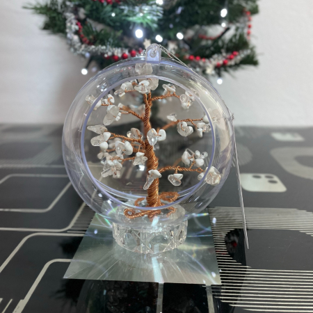 Articole Handmade - Glob pentru brad cu pietre semipretioase - Cristale de stanca Howlit 035