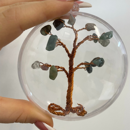 Articole Handmade - Glob pentru brad cu pietre semipretioase - Fluorit 022