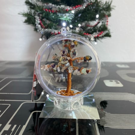 Articole Handmade - Glob pentru brad cu pietre semipretioase - Fluorit 038