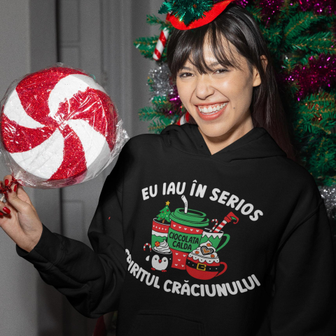 Cadouri De Sezon - Hanorac Personalizat - Eu iau in serios spiritul Craciunului