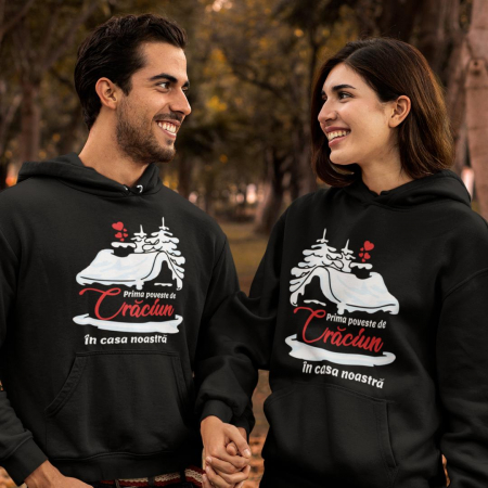 Cadouri De Sezon - Set 2 Hanorace cuplu personalizate - Prima poveste de craciun in casa noastra