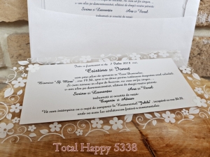 Invitatie de botez delicata alba cu flori - cod 5338 [1]