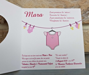 Invitatie de botez amuzanta roz cu body de bebe - cod 8036 [3]