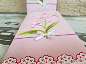 Invitatie de nunta delicata roz cu flori si funda - cod 2785 [3]