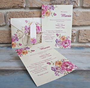 Nunta - Invitatie de botez delicata crem / bej cu flori multicolore si funda - cod 5565