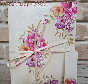 Invitatie de botez delicata crem / bej cu flori multicolore si funda - cod 5565 [2]