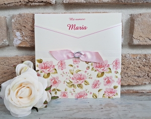 Invitatie de botez delicata crem / bej cu flori roz si funda - cod 5558 [1]
