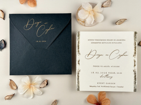 Nunta - Invitatie de nunta de lux ivory cu margini aurii si plic negru - cod 96945