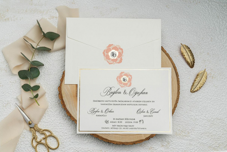 Invitatii Nunta Ekonom 2023 - Invitatie de nunta eleganta crem / bej cu chenar auriu - cod 9329