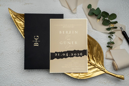 Nunta - Invitatie de nunta eleganta crem cu plic negru - cod 9281