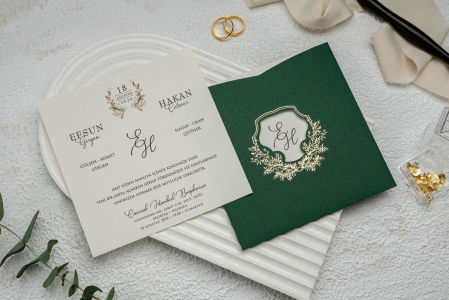 Nunta - Invitatie de nunta eleganta gri cu plic verde- cod 9283