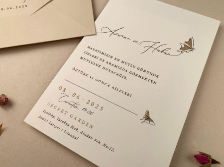Invitatie de nunta eleganta cu detaliu fluture - cod 12253 [1]
