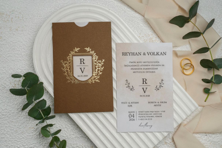Nunta - Invitatie de nunta eleganta maro cu auriu - cod 9296