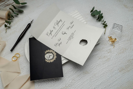 Nunta - Invitatie de nunta eleganta neagra cu auriu- cod 9318