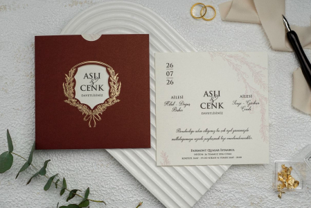 Nunta - Invitatie de nunta eleganta tip cu plic visiniu - cod 9288