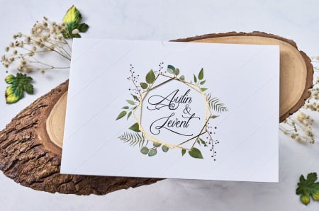 Nunta - Invitatie de nunta cu frunze alba cu decupaj auriu - cod 1115