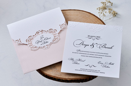 Nunta - Invitatie de nunta eleganta roz cu decupaj - cod 1118