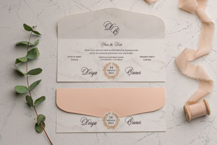 Nunta - Invitatie de nunta eleganta alba cu roz si model auriu - cod 9224