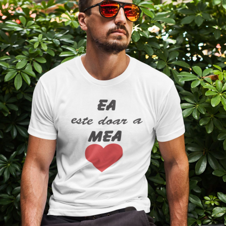 Lichidari de stoc - Promotie Tricou Barbat M Personalizat - Ea Este Doar A Mea