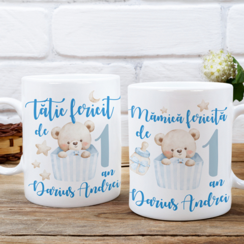 Cani personalizate - Set 2 Cani Personalizate - Mamica si tatic fericiti de 1 an baietel ursulet cu nume  