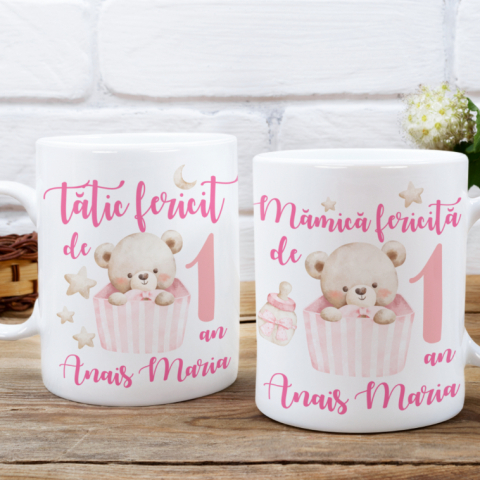 Cani personalizate - Set 2 Cani Personalizate - Mamica si tatic fericiti de 1 an fetita ursulet cu nume  
