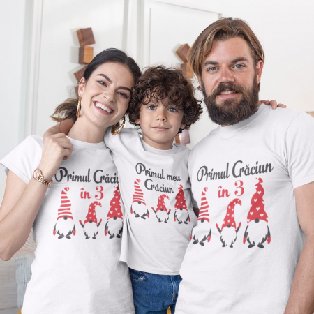 Tricouri Personalizate - Set 3 Tricouri Personalizate si Body - Primul Craciun in 3 Mosi  