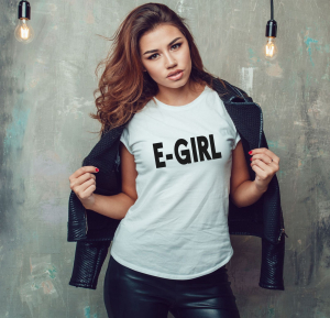 Tricouri din Jocuri - Tricou - E-Girl