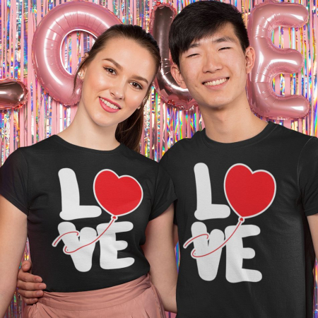 Cadouri de Valentine's Day - Set 2 Tricouri Cuplu Personalizate - LOVE Inima  