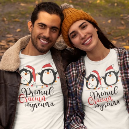 Cadouri De Sezon - Set 2 Tricouri Cuplu Personalizate - Primul Craciun impreuna pinguini  