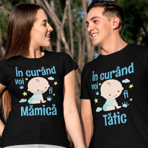 Tricouri Pentru Mama si Tata - Set 2 Tricouri Personalizate - Viitori parinti bebe baietel  