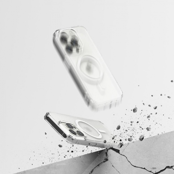 Husa Ringke Fusion IPhone 15 Pro transparent magsafe mata [3]
