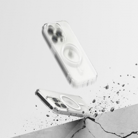 Husa Ringke Fusion IPhone 15 Pro transparent magsafe mata [2]