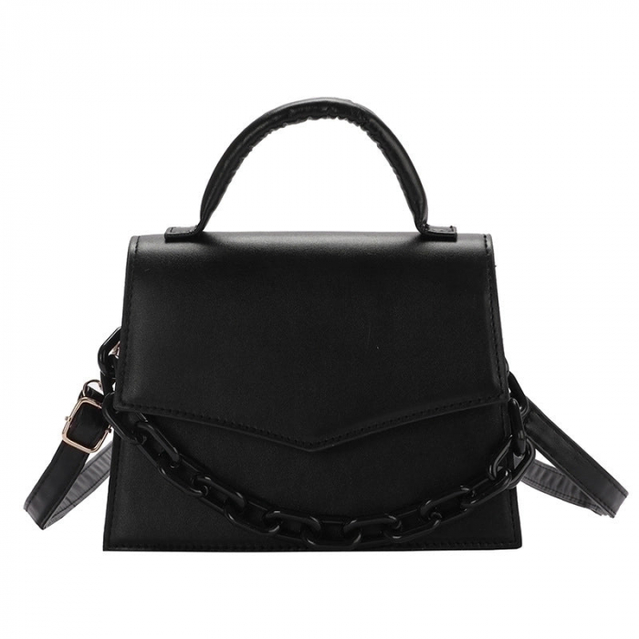 Geanta mica Neagra, de Umar din Piele Ecologica, accesorizata cu lant [4]