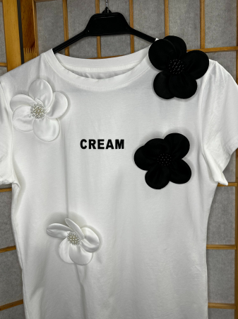 Tricou Alb cu imprimeu si aplicatii in relief [1]