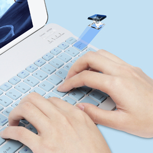 Tastatură și mouse wireless compacte si silentioase – Compatibilitate extinsă