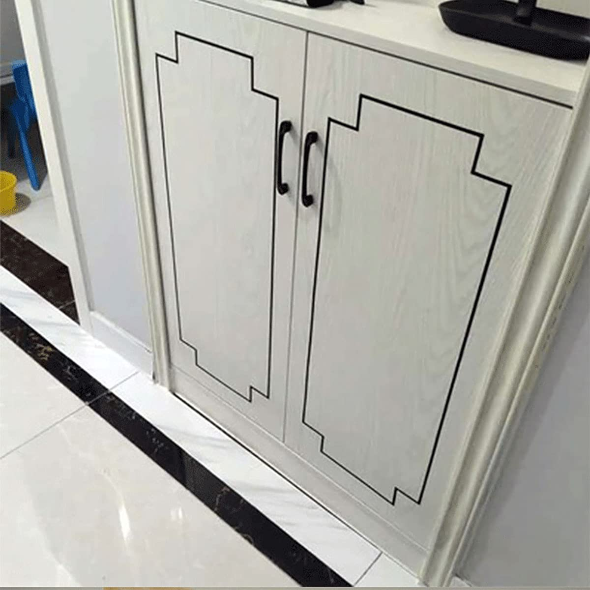 banda adeziva decorativa faianta negru bandă decorativă rosturi bandă decorativă faianță bandă decorativă pentru baie banda adeziva rezistenta la apa bandă pentru rosturi gresie și faianță [10]