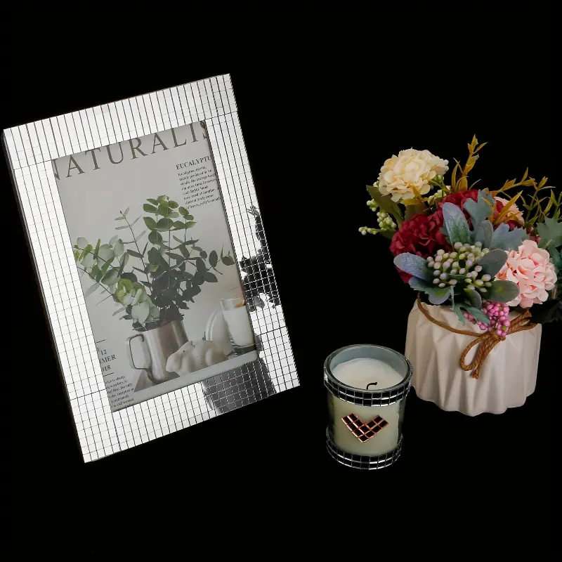 banda oglinda tip mozaic Banda adeziva oglinda  banda adeziva decorativa  benzi oglinzi banda adeziva tip oglinda Banda adeziva oglinda argintiu Banda decorativa argintie Banda adeziva decorativa cu oglinzi decorative [11]