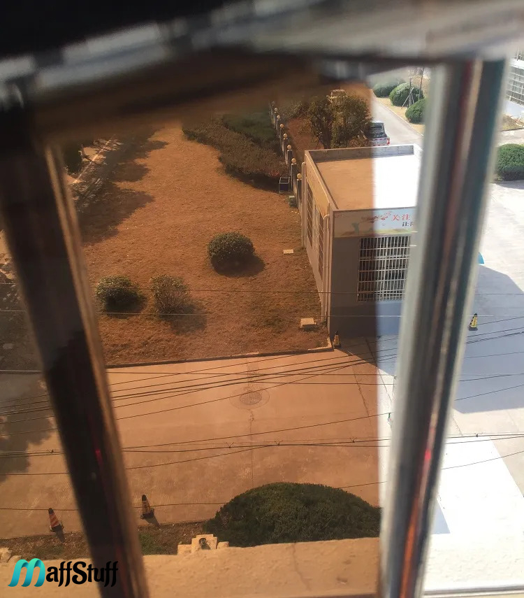 Folie Geam Folie Geamuri cu Efect de Oglinda Folii ferestre Folie reflexiva pentru geam Folie autocolanta geam termopan Folie geam sa nu se vada din exterior Folie geam termopan sa nu se vada in casa [17]